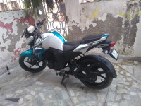 White Yamaha FZ-S FI V2