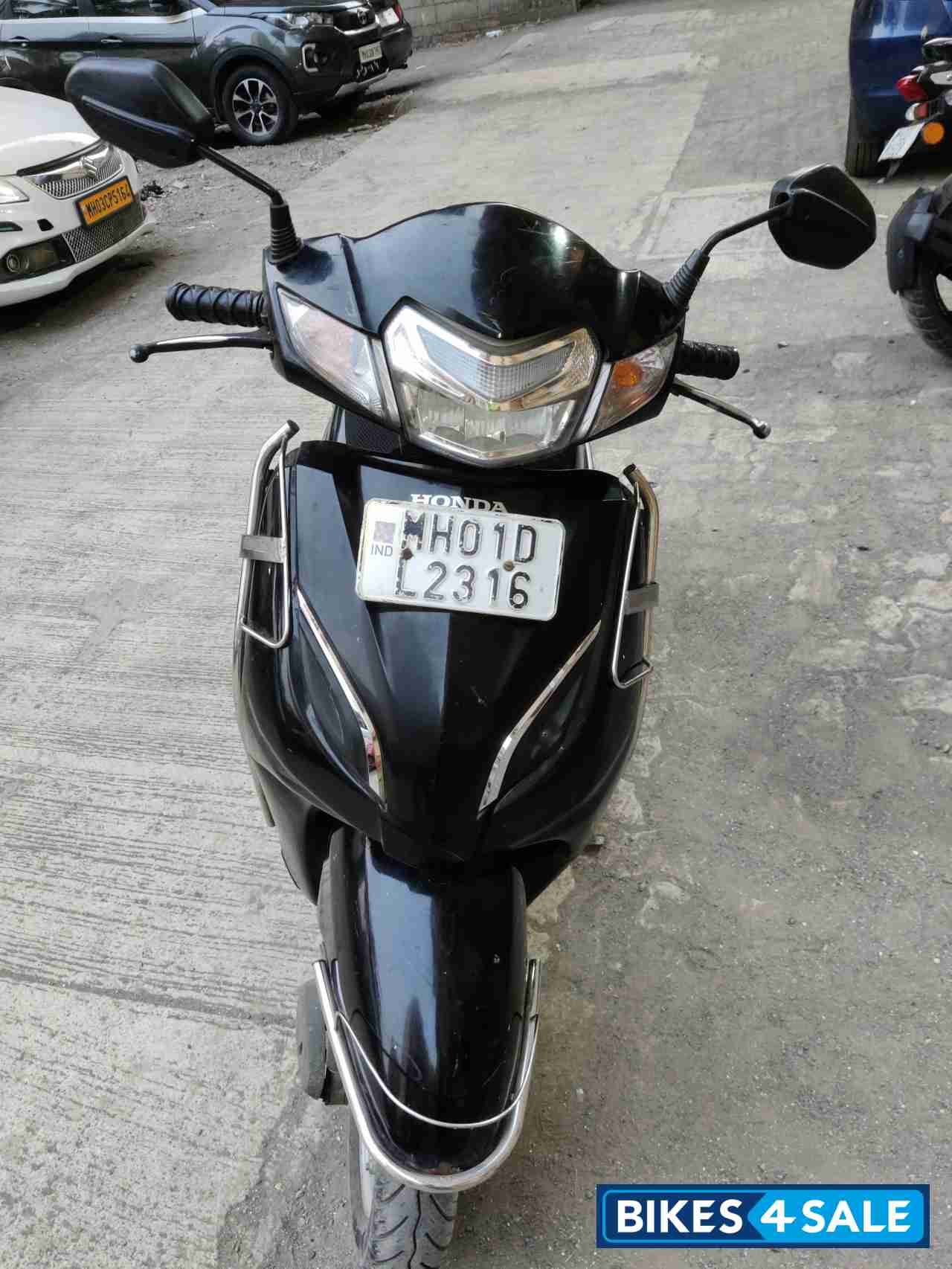 Black Honda Activa 5G
