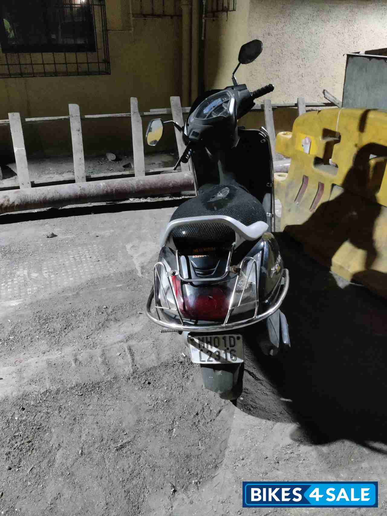 Black Honda Activa 5G
