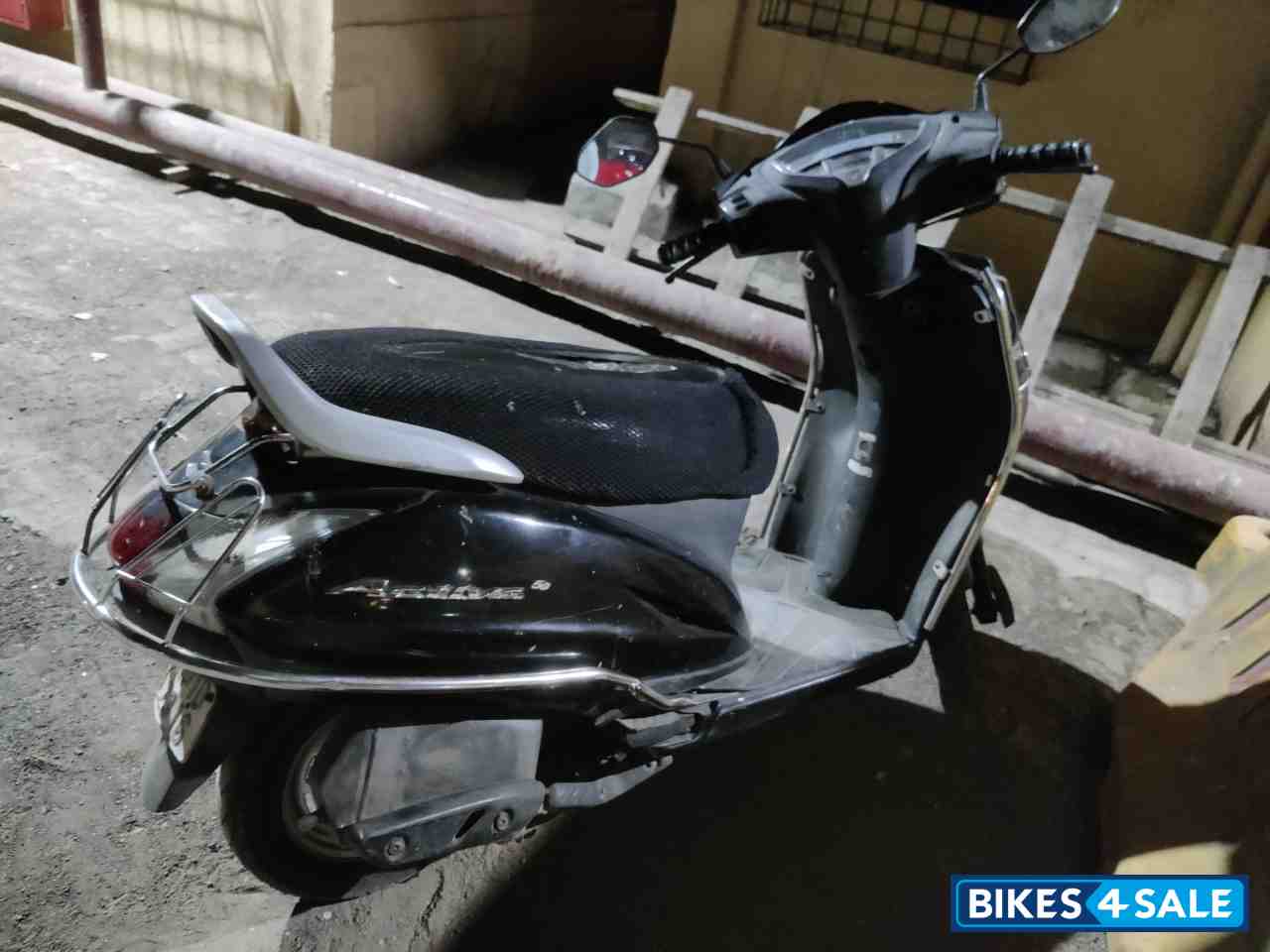Black Honda Activa 5G