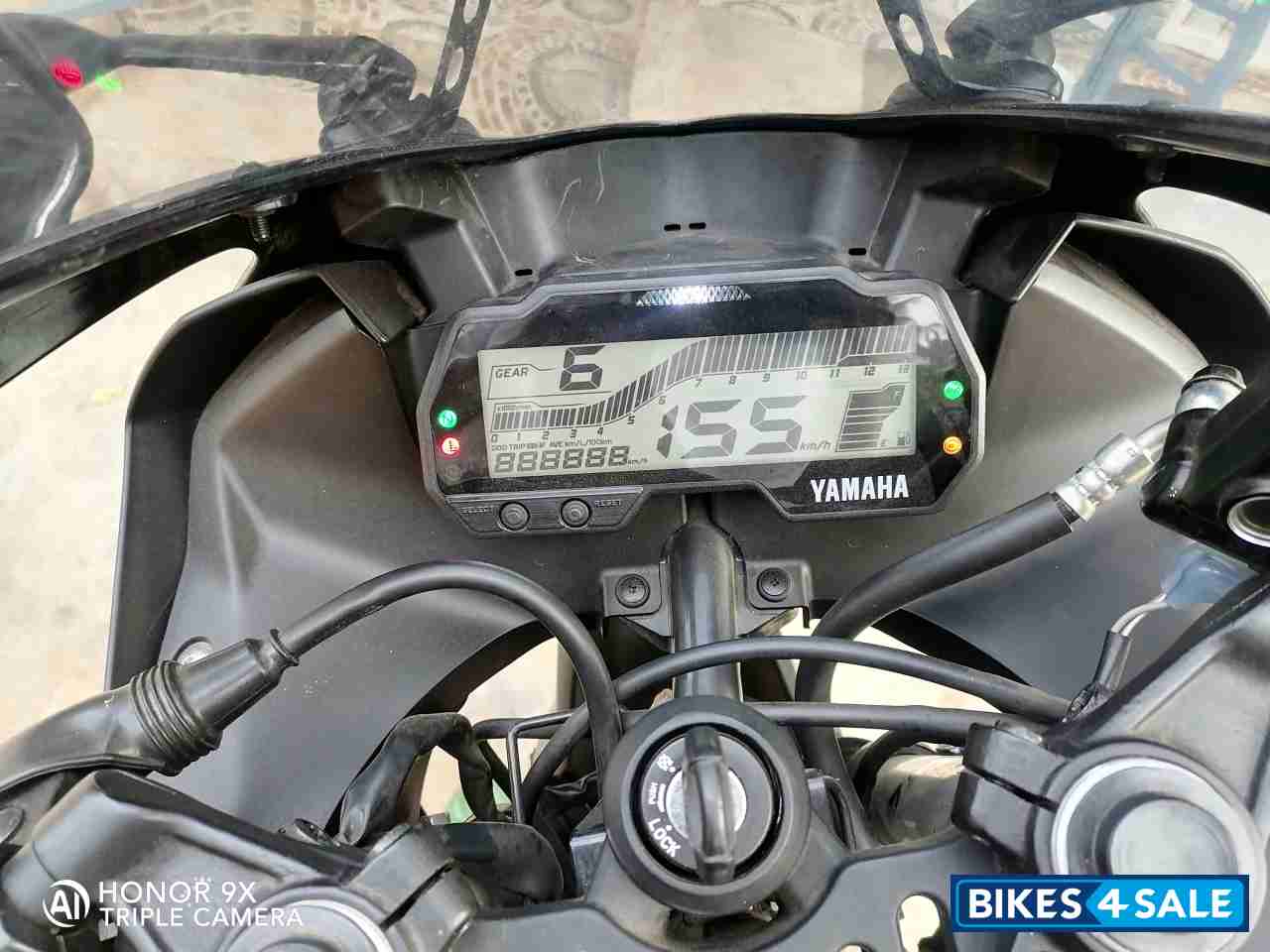 Mat Black Yamaha YZF R15 V3