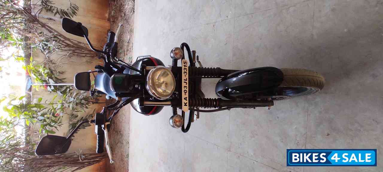 Bajaj Avenger Street 220