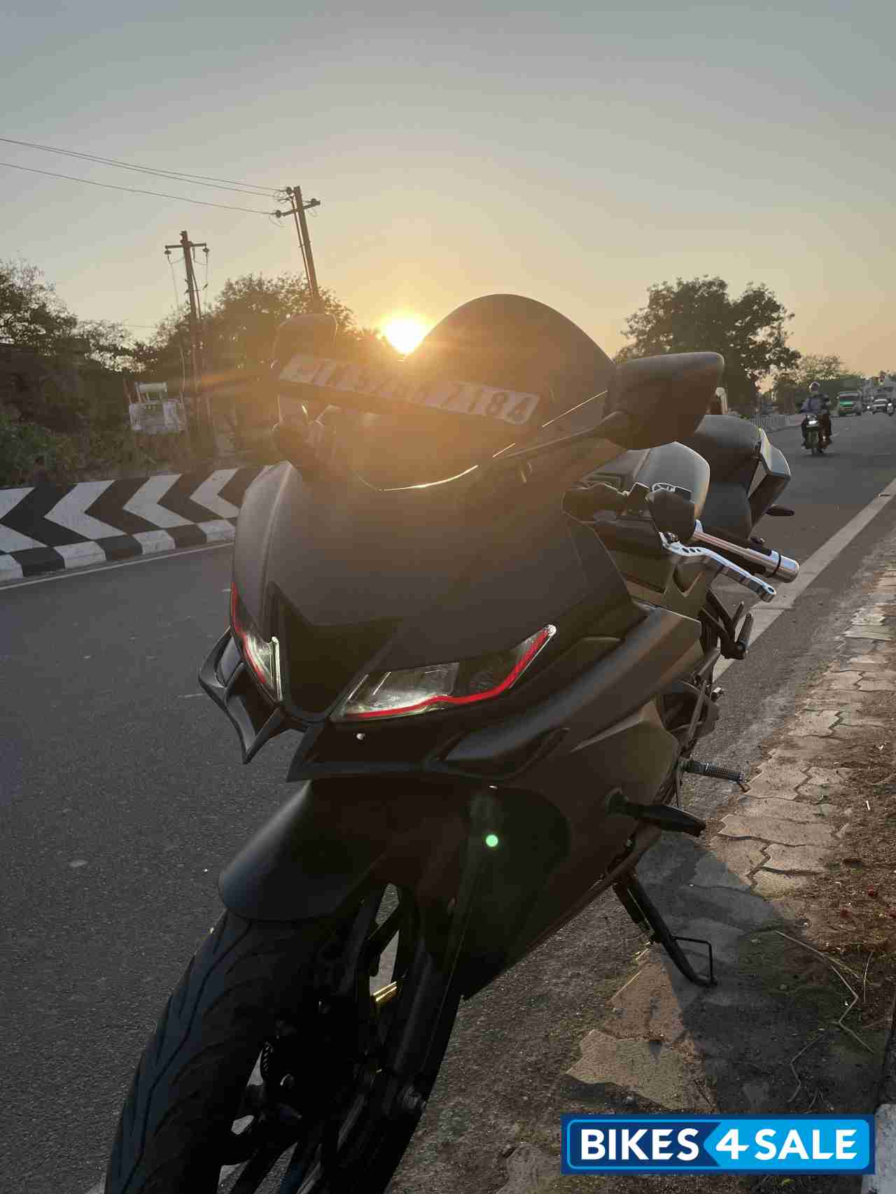 Thunder Grey Yamaha YZF R15 V3 BS6
