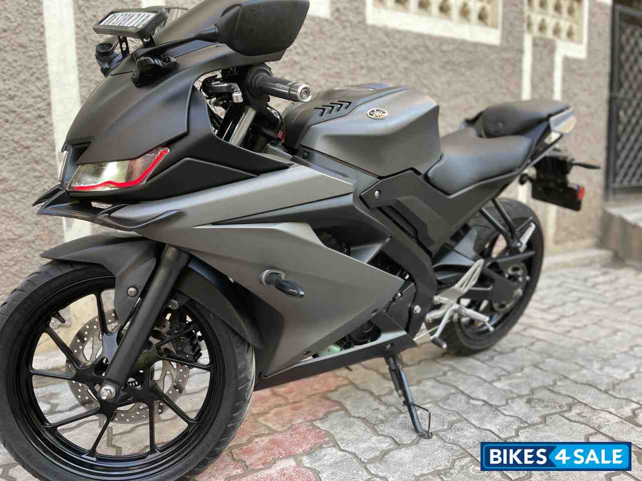 Thunder Grey Yamaha YZF R15 V3 BS6