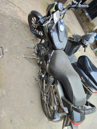 Bajaj Avenger Street 160