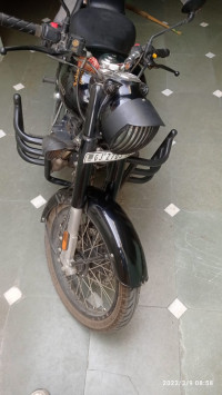 Pure Black Royal Enfield Classic 350 Single Channel BS6