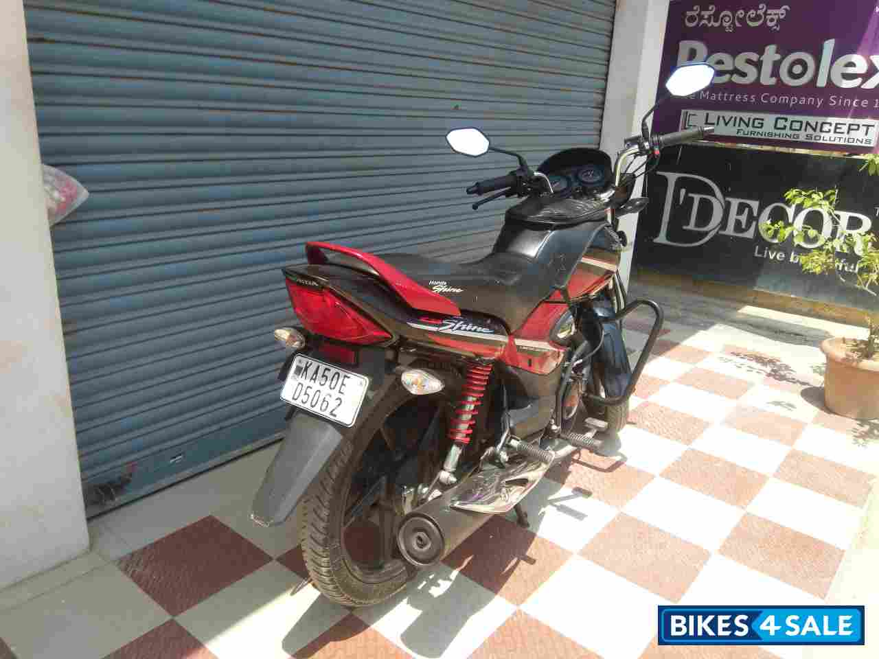 Honda CB Shine Limited Edition