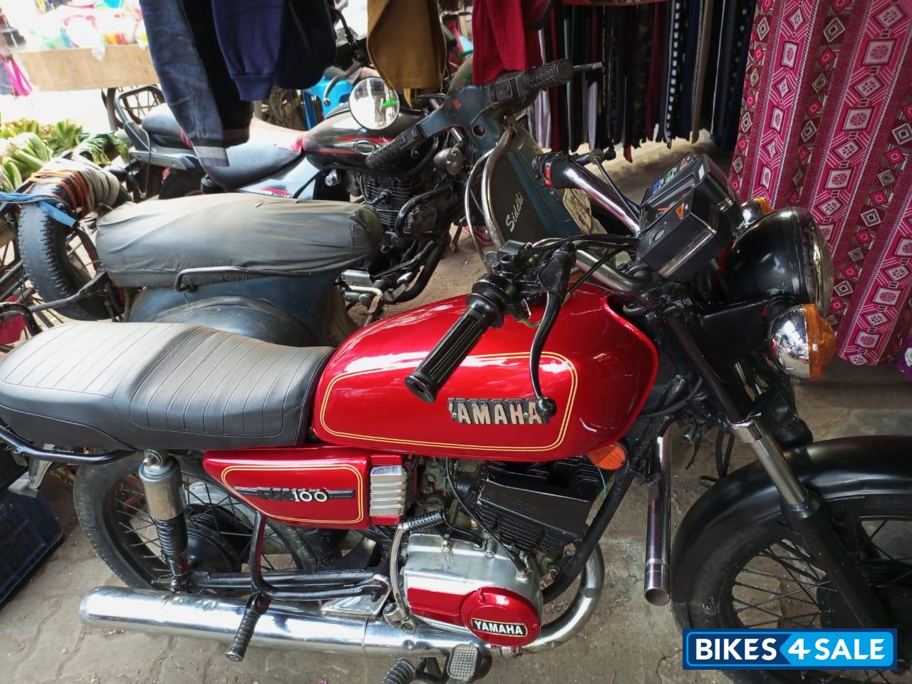 Yamaha RX 100