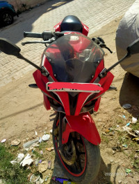 Bajaj Pulsar RS 200  Model