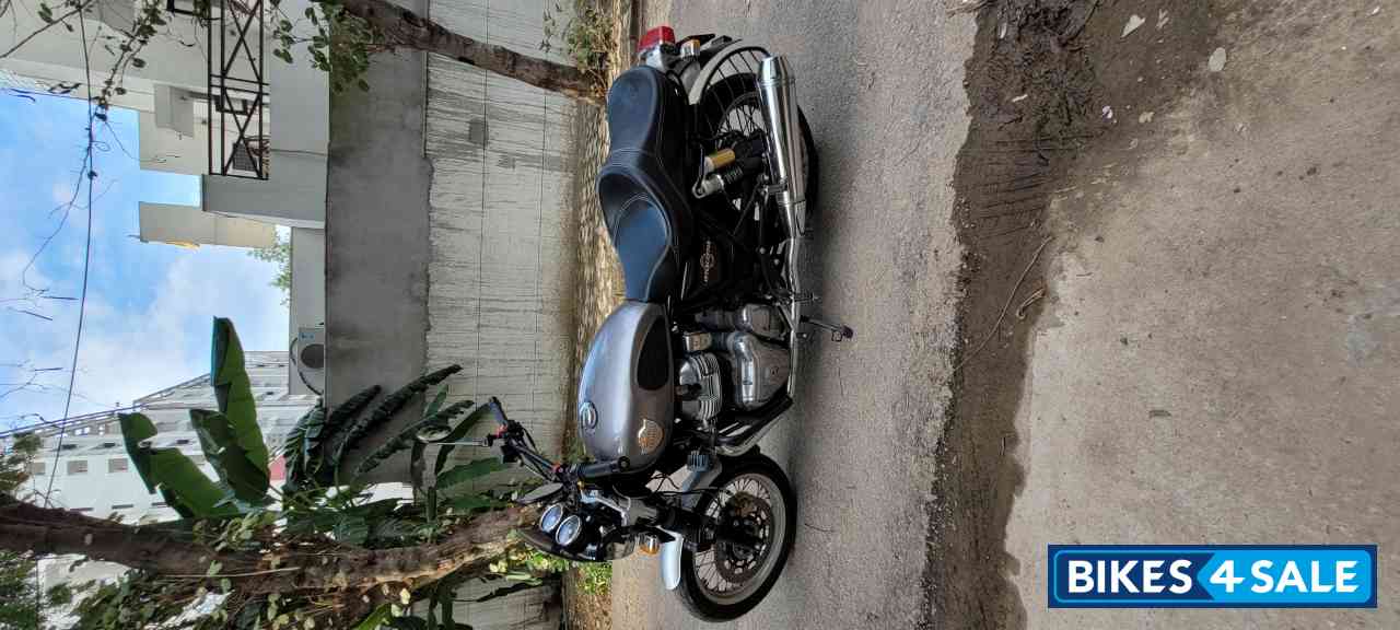 Silver Spectre Royal Enfield Interceptor 650 Twin