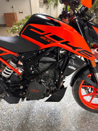 Orange Black KTM Duke 200 ABS