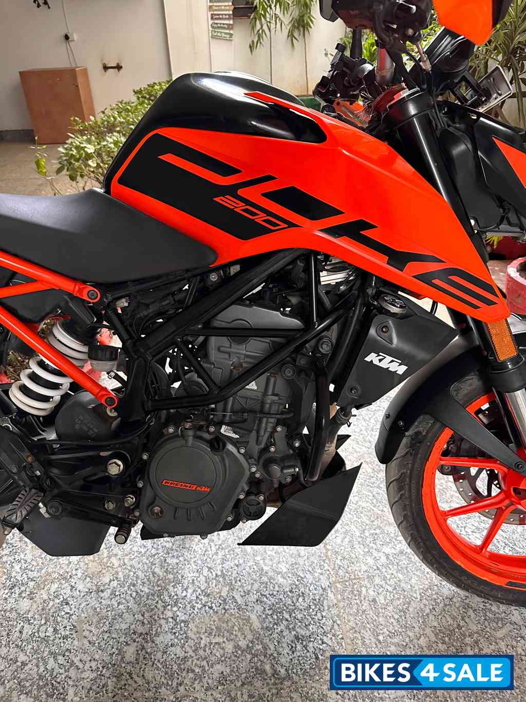 Orange Black KTM Duke 200 ABS