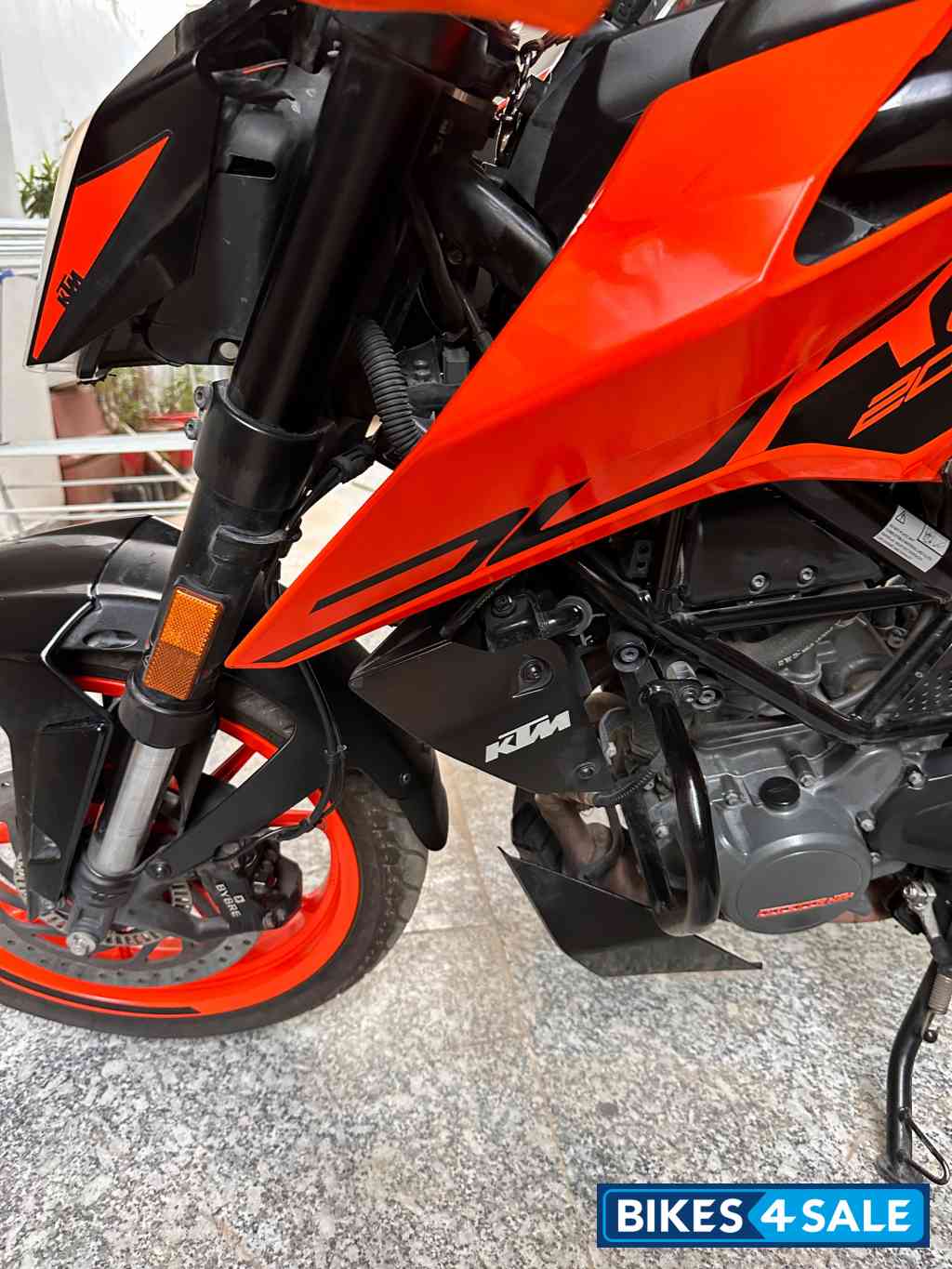 Orange Black KTM Duke 200 ABS