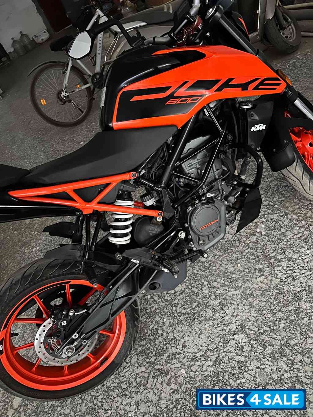 Orange Black KTM Duke 200 ABS