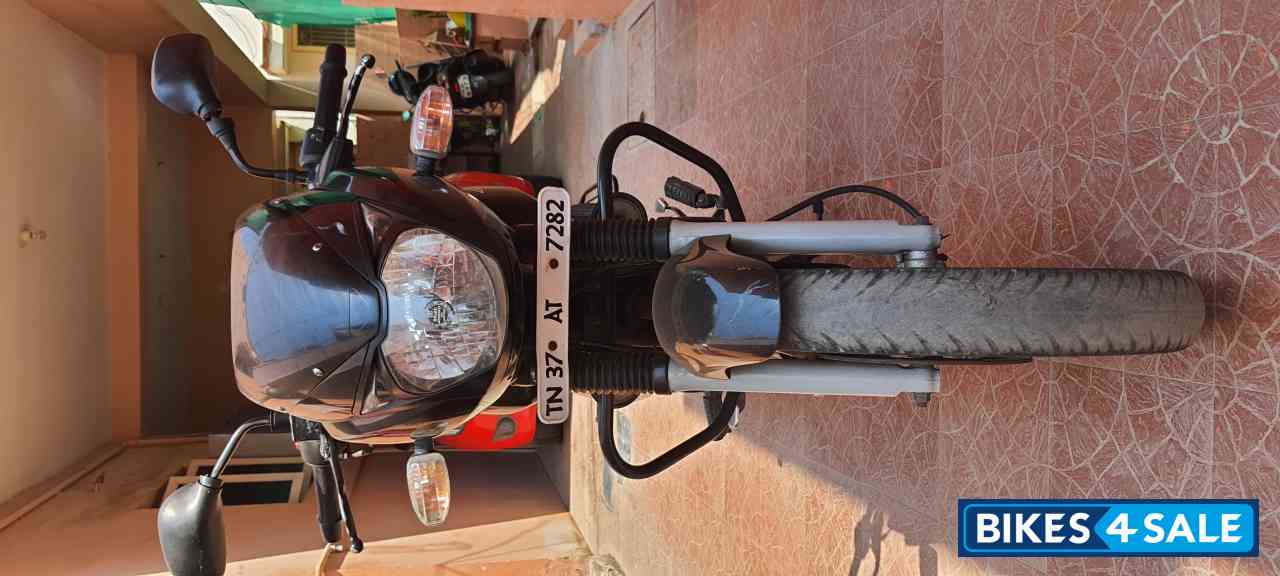 Black Bajaj Pulsar 180