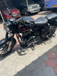 Royal Enfield Classic Stealth Black 2020 Model