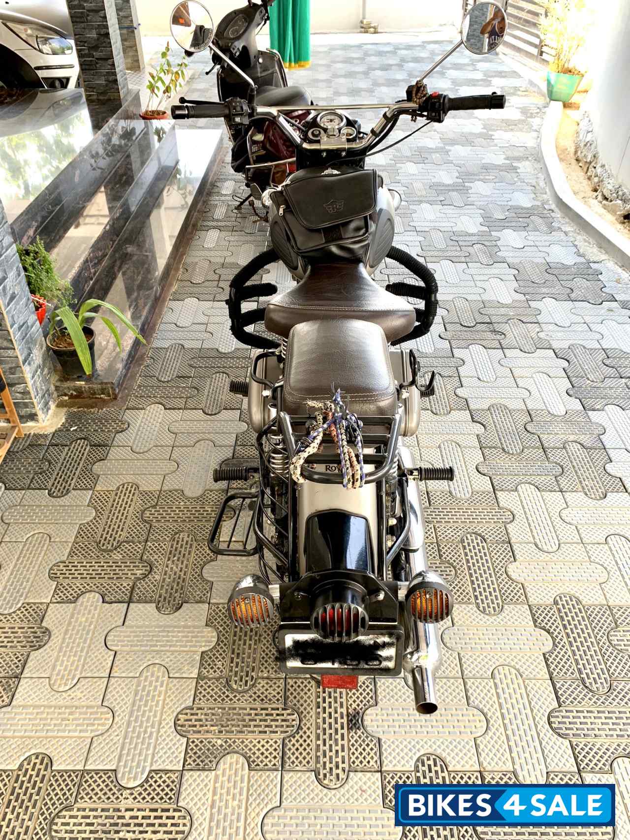 Gun Metal Grey Royal Enfield Classic 350