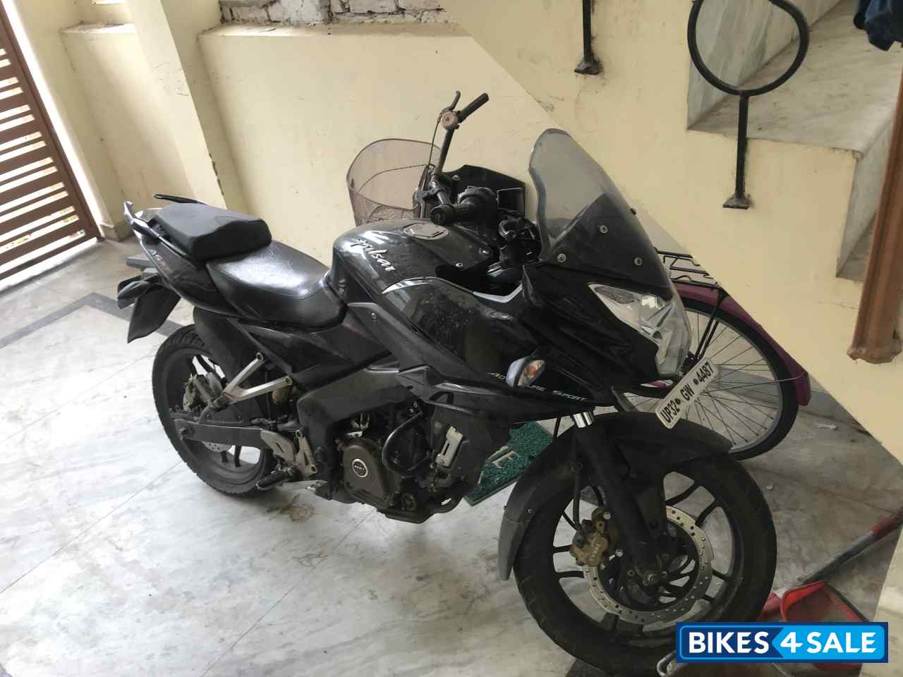 Black Bajaj Pulsar AS 200