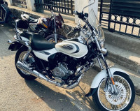 Bajaj Avenger Cruise 220 BS6