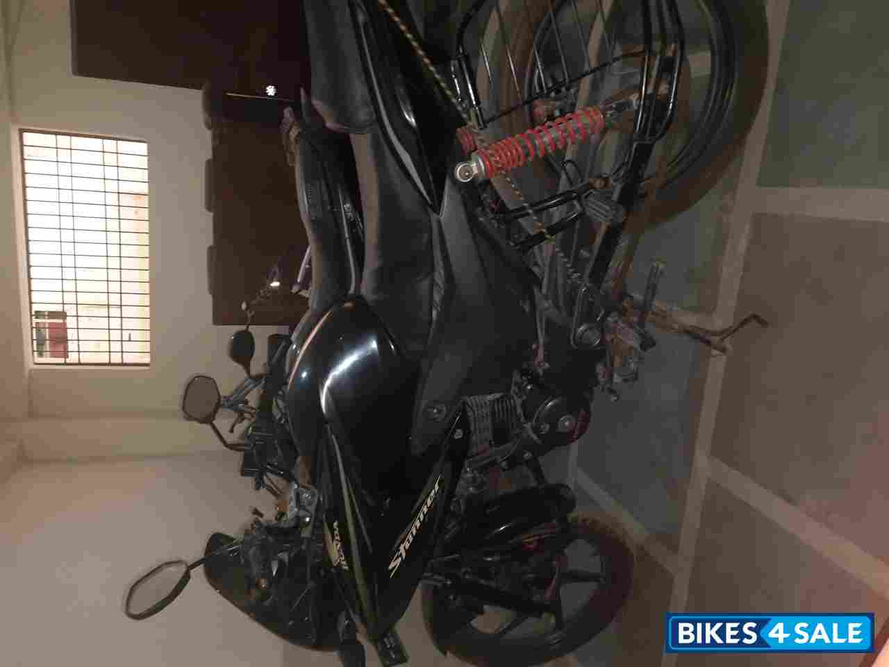 Black Honda CBF Stunner