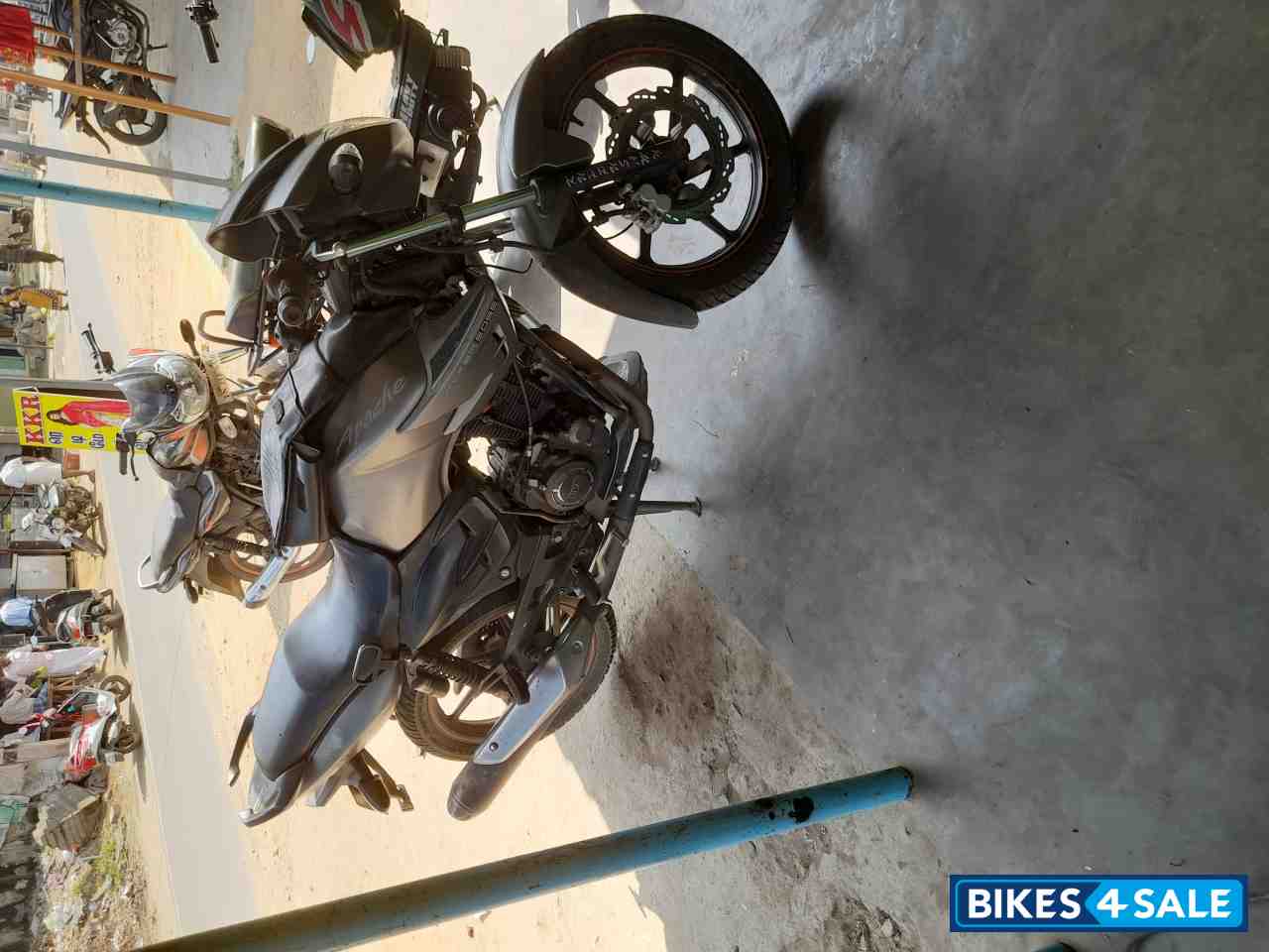 TVS Apache RTR 160 TVS Apache RTR 160