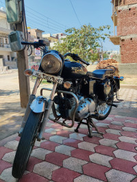 Black Royal Enfield Bullet Electra