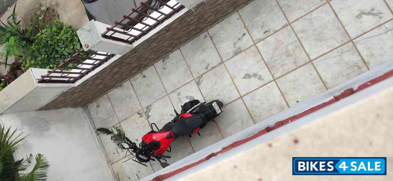 Red Bajaj Dominar 250