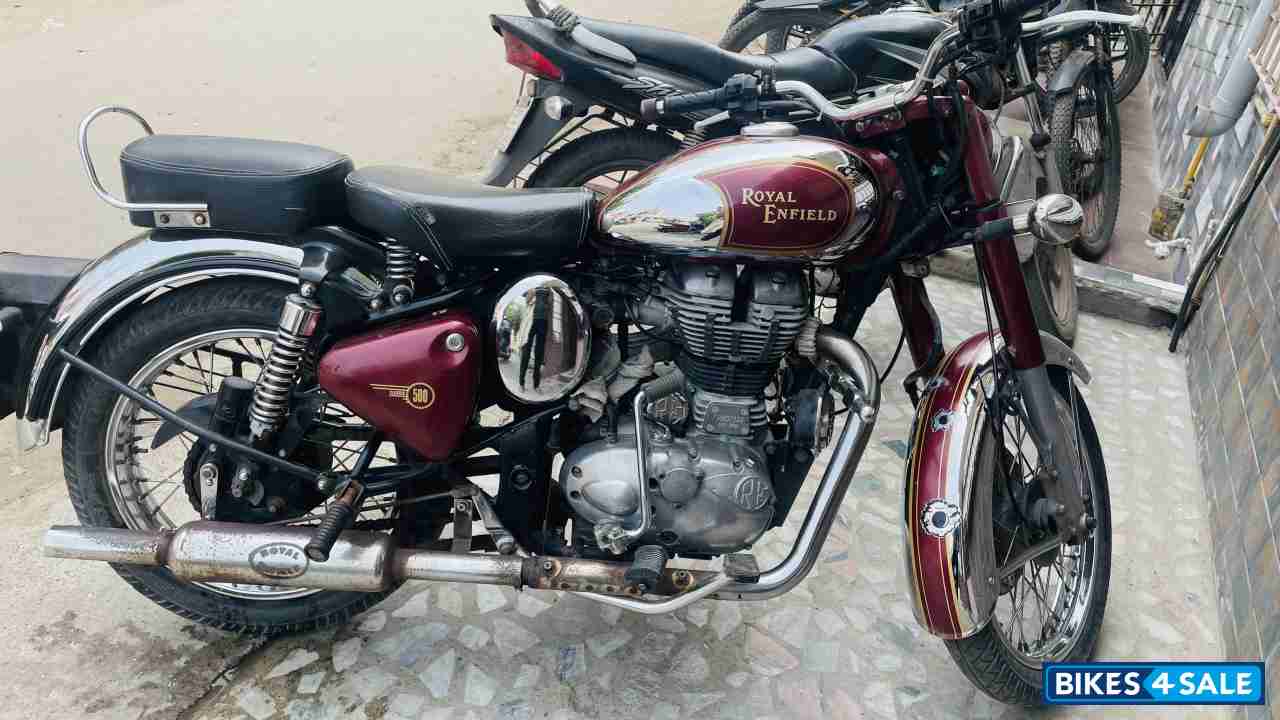 Maroon +crome Royal Enfield Classic Chrome