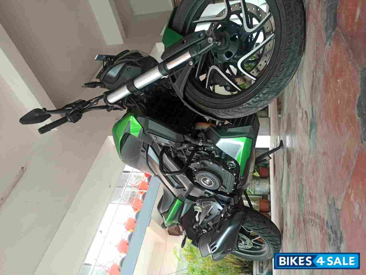 Bajaj Dominar 400 ABS BS6