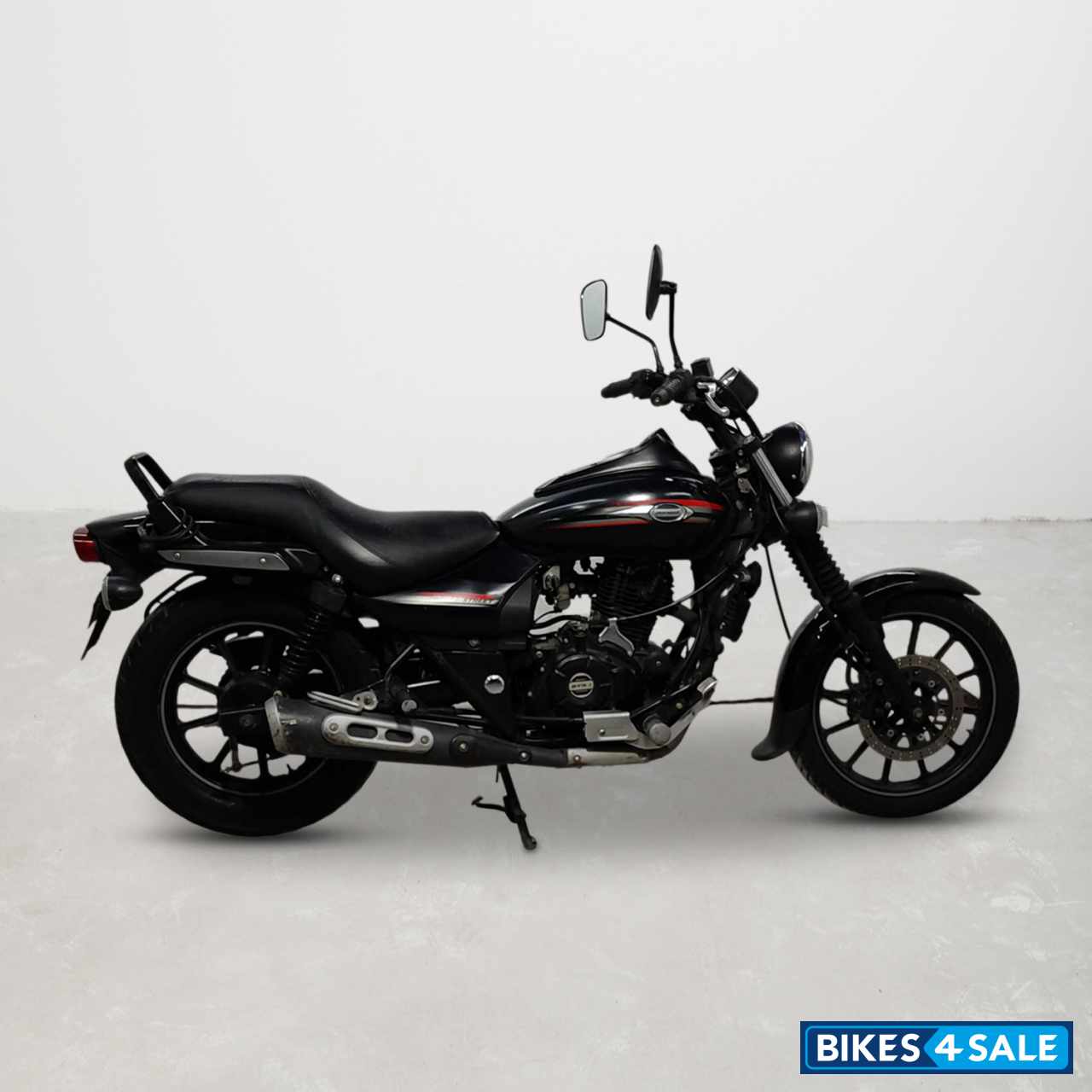 Bajaj Avenger Street 220