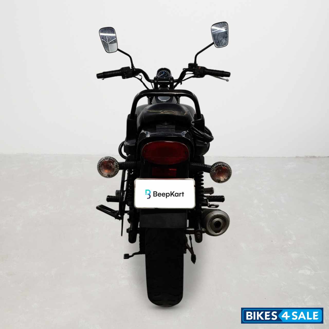 Bajaj Avenger Street 220