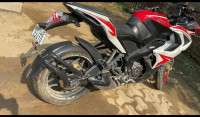 Bajaj Pulsar RS 200 ABS