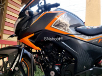 Orange Honda CB Hornet 160R