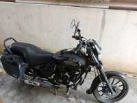 Black Bajaj Avenger 180 DTS-i