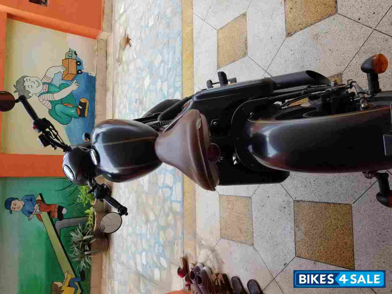 Matt Black Jawa Perak BS6