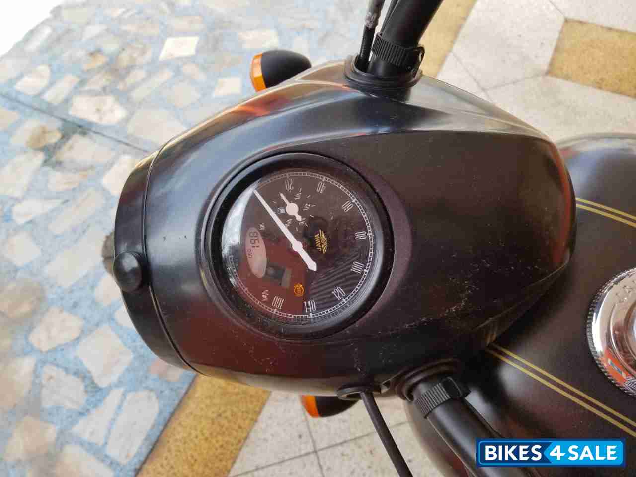 Matt Black Jawa Perak BS6