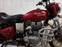 Maroon Royal Enfield Bullet Electra Twinspark