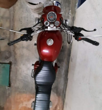 Maroon Royal Enfield Bullet Electra Twinspark