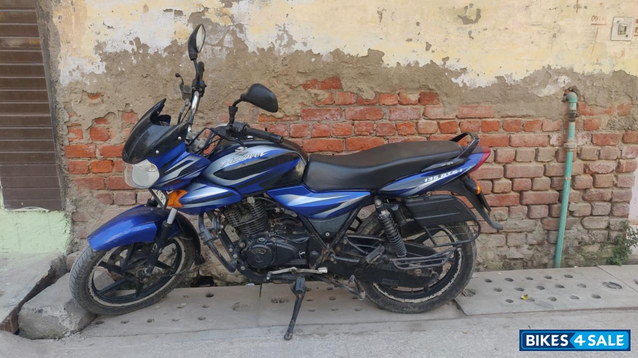 Bajaj Discover DTSi 135
