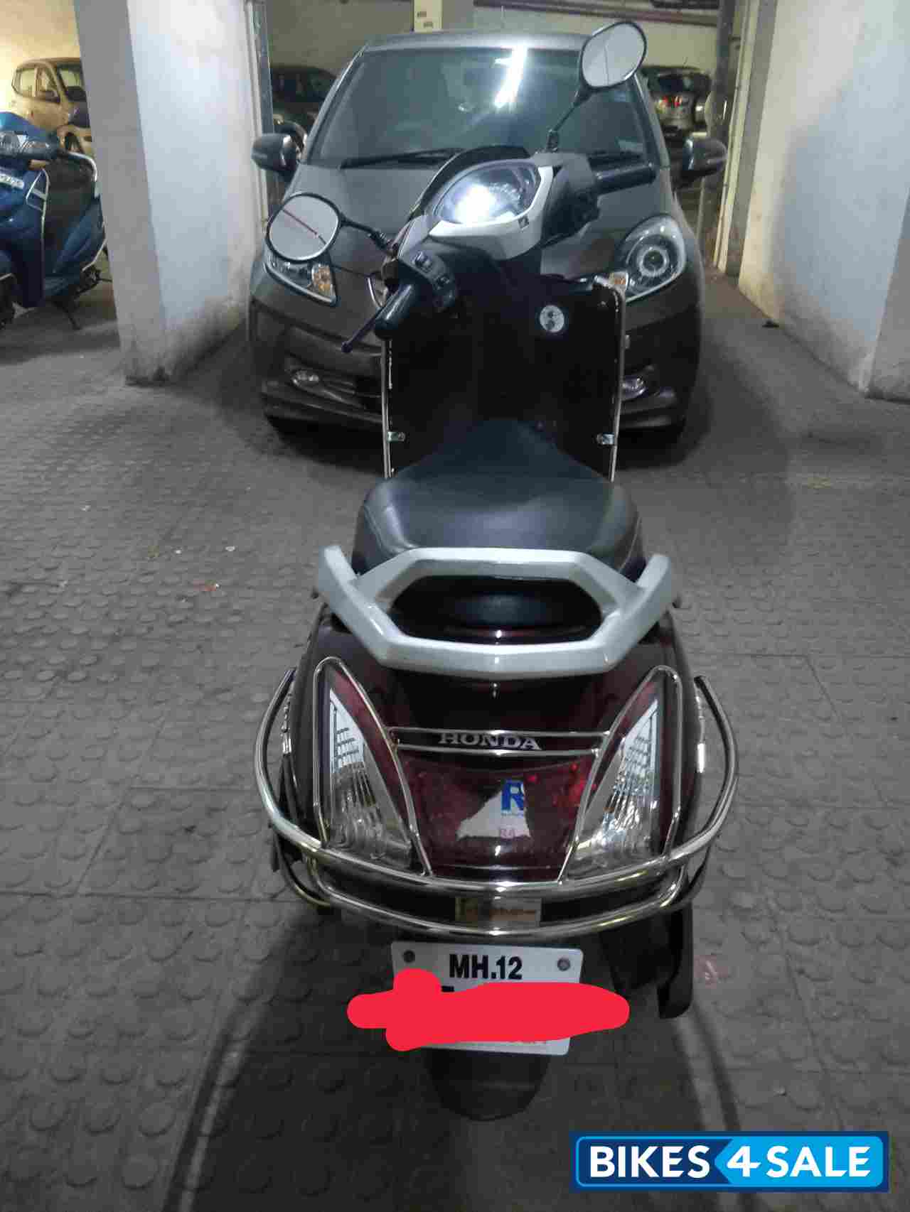 Red-m Honda Activa 125