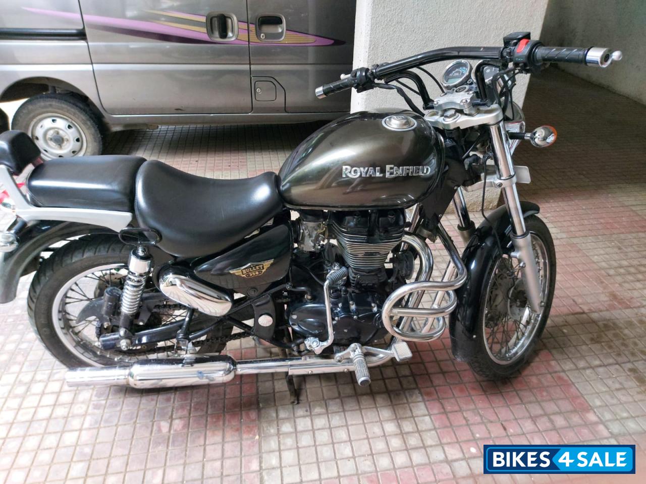 Royal Enfield Thunderbird 500