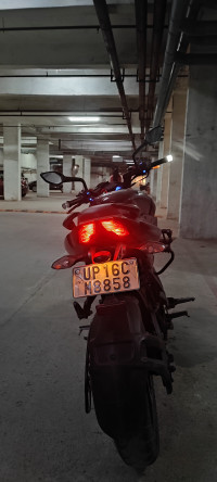 Black Bajaj Pulsar 200 NS