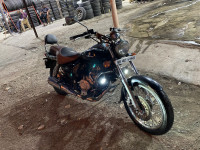 Bajaj Avenger 220 DTS-i