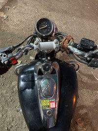 Bajaj Avenger 220 DTS-i