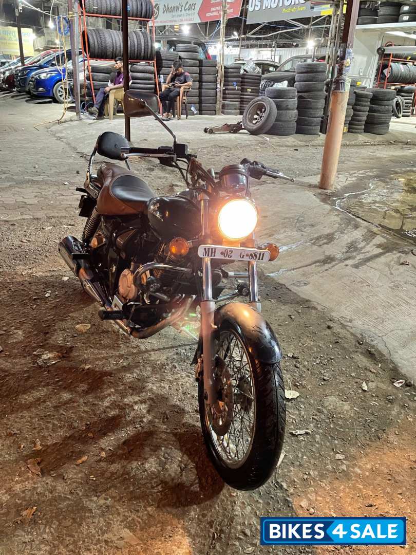 Bajaj Avenger 220 DTS-i