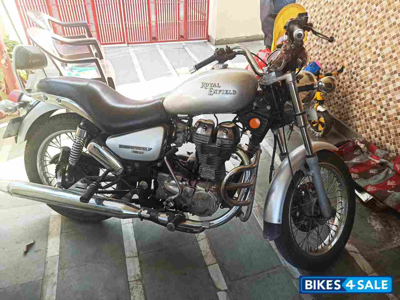 Royal Enfield Thunderbird
