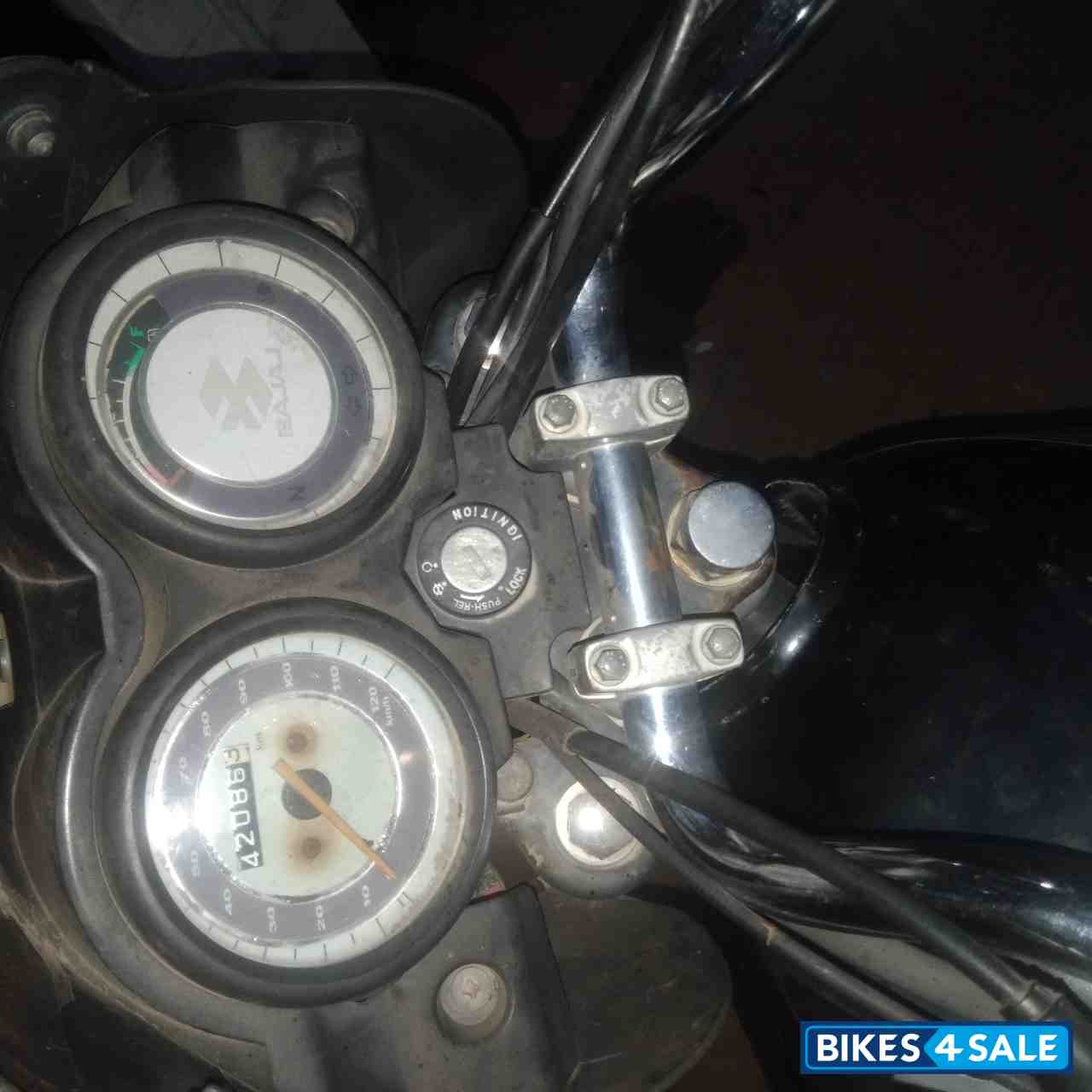 Black Bajaj Platina 100 ES Black Bajaj Platina 100 ES