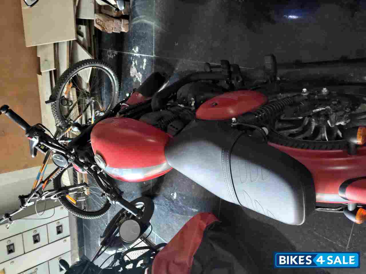 Jawa 42 Dual Channel ABS Orion Red