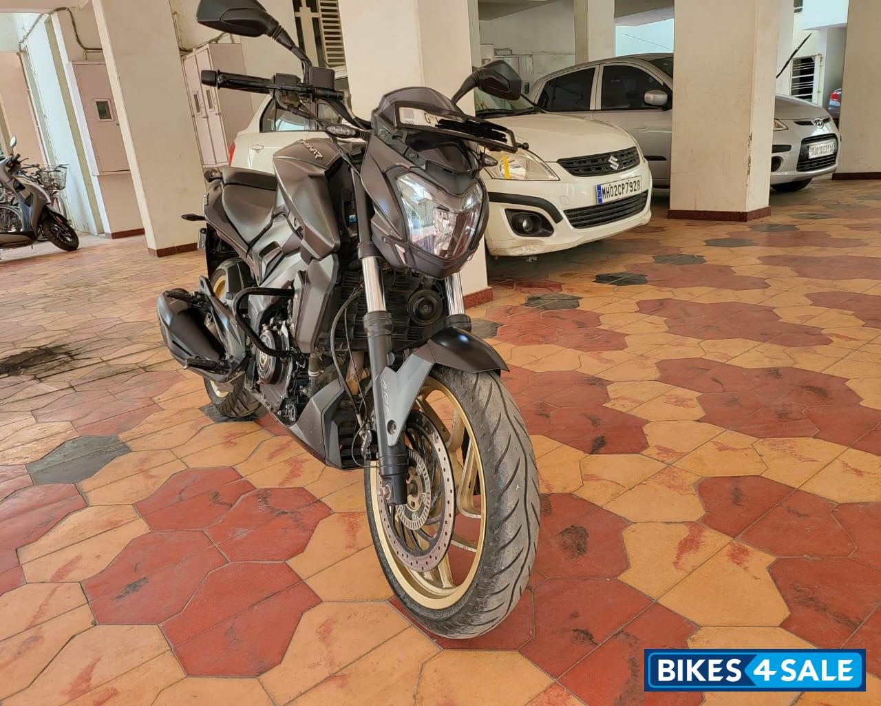 Bajaj Dominar 400 Disc