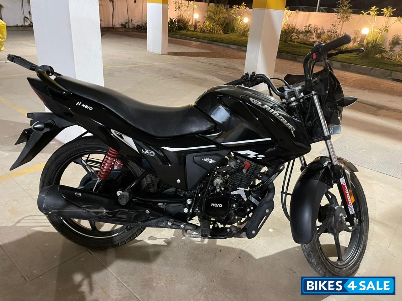 Black Hero Glamour Xtec